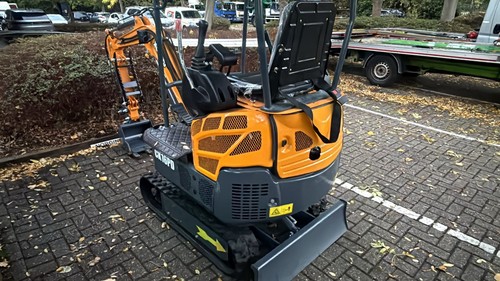 Mini digger excavator - digger,